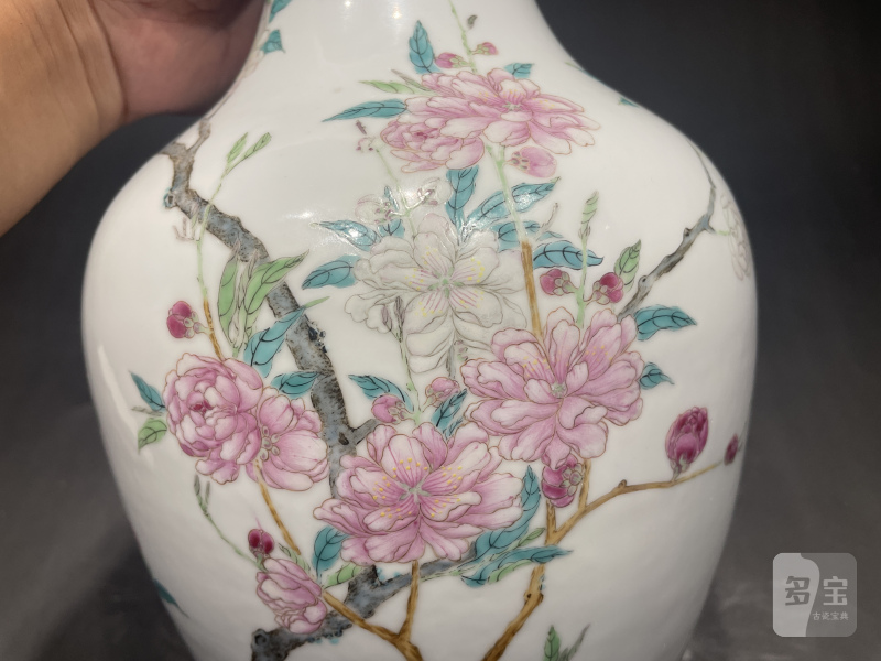清雍正 御制粉彩碧桃花观音尊 - 图5